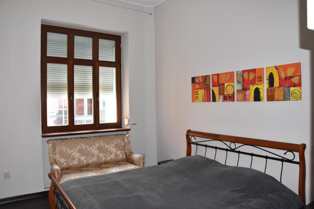 Retro Apartment